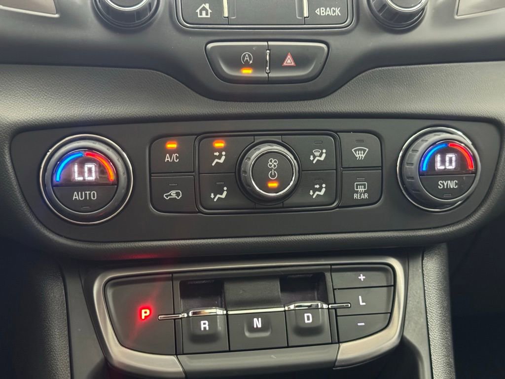 Used 2022 GMC Terrain AT4 w/ Infotainment Package II image 28