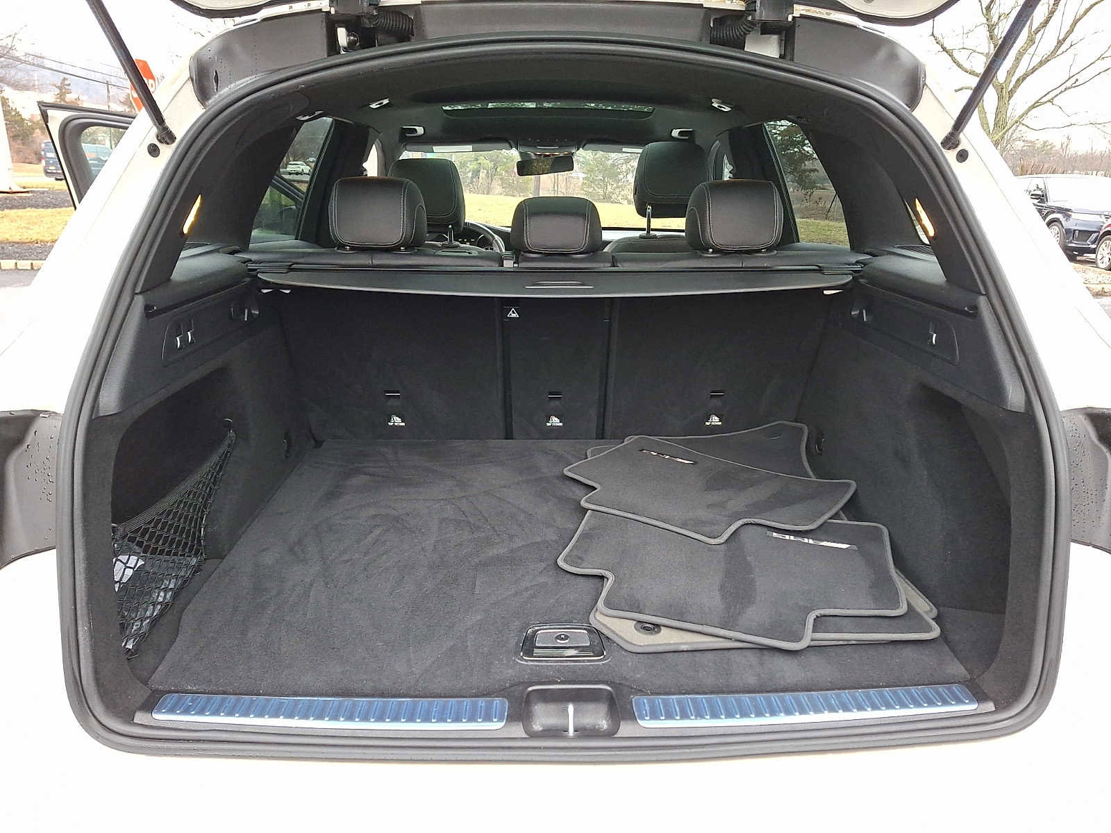 Certified 2021 Mercedes-Benz GLC 43 AMG 4MATIC image 26