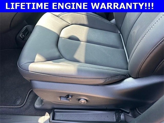 New 2026 Chrysler Pacifica Select image 12