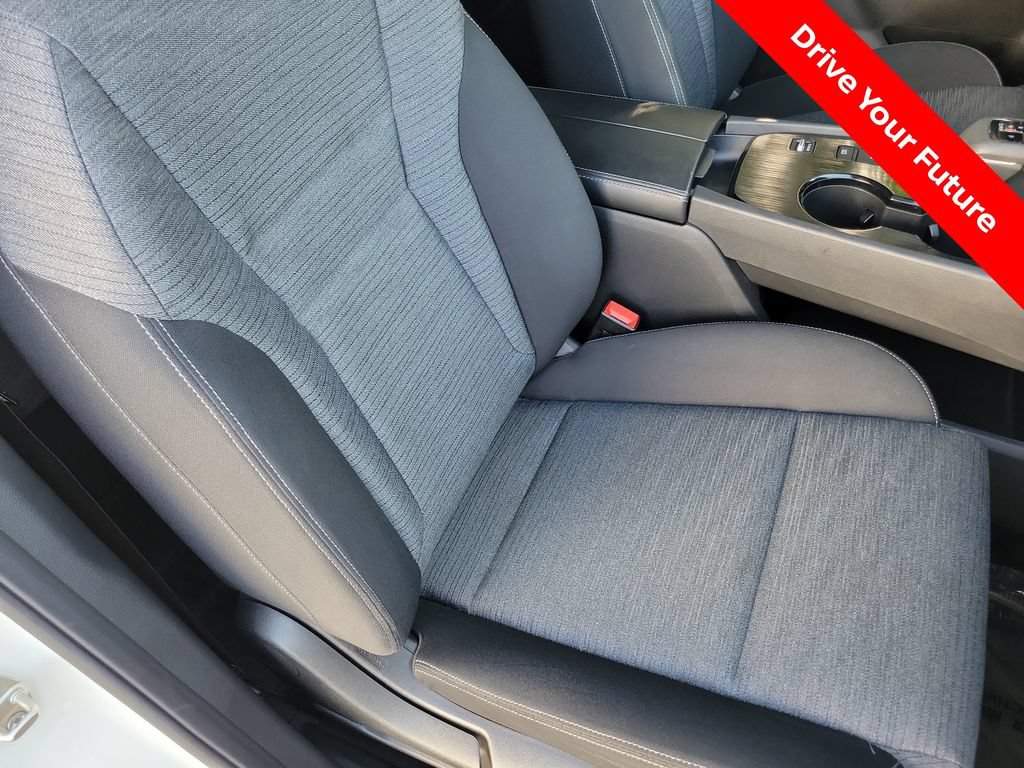 Certified 2021 Nissan Rogue SV FWD image 19
