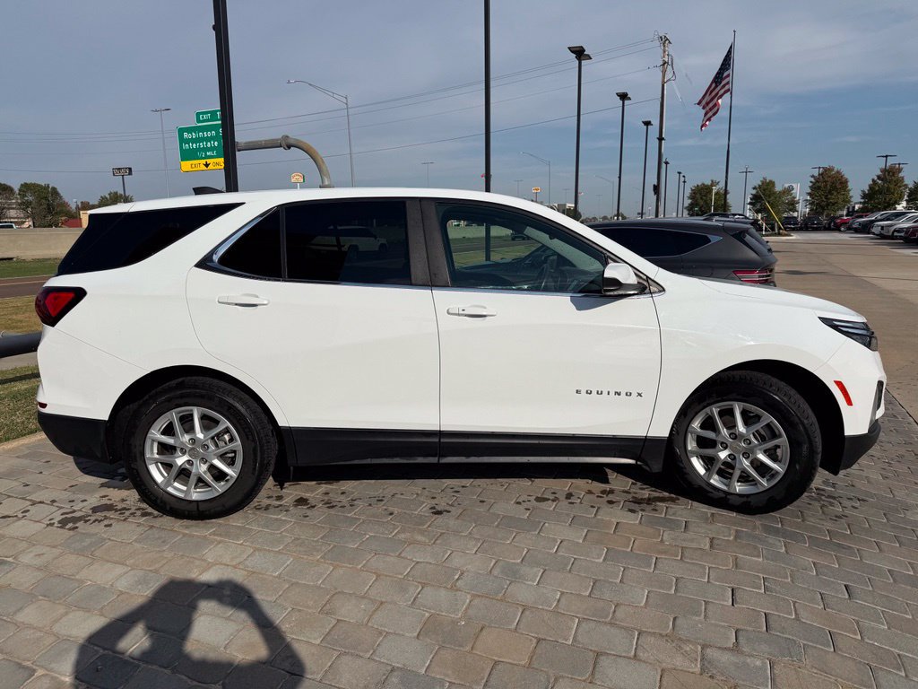 Used 2024 Chevrolet Equinox LT FWD image 6