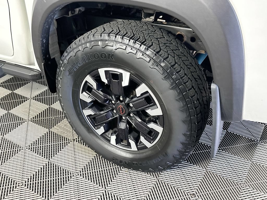 Certified 2023 Nissan Frontier PRO-4X w/ Technology Package AWD/4WD image 39