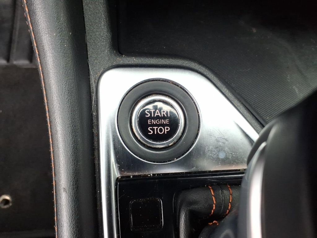Used 2021 Nissan Sentra SR w/ SR Premium Package FWD image 22