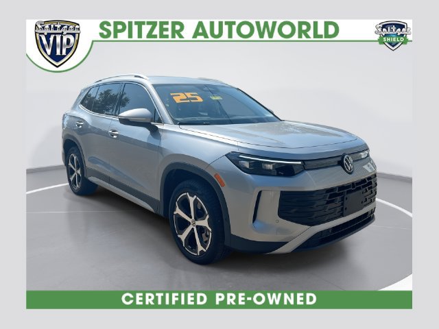 Used 2025 Volkswagen Tiguan SE