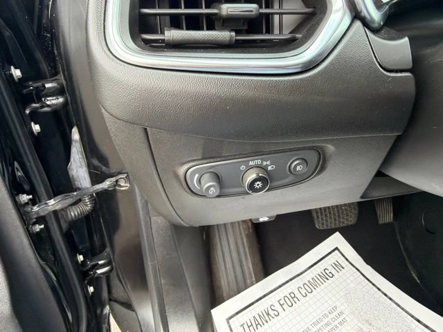 Used 2022 Chevrolet Equinox Premier AWD/4WD image 18