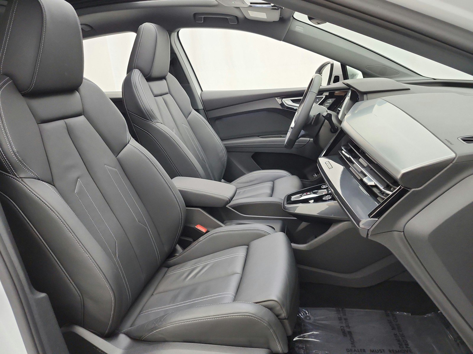 Used 2023 Audi Q4 e-tron Premium w/ Convenience Package AWD/4WD image 19