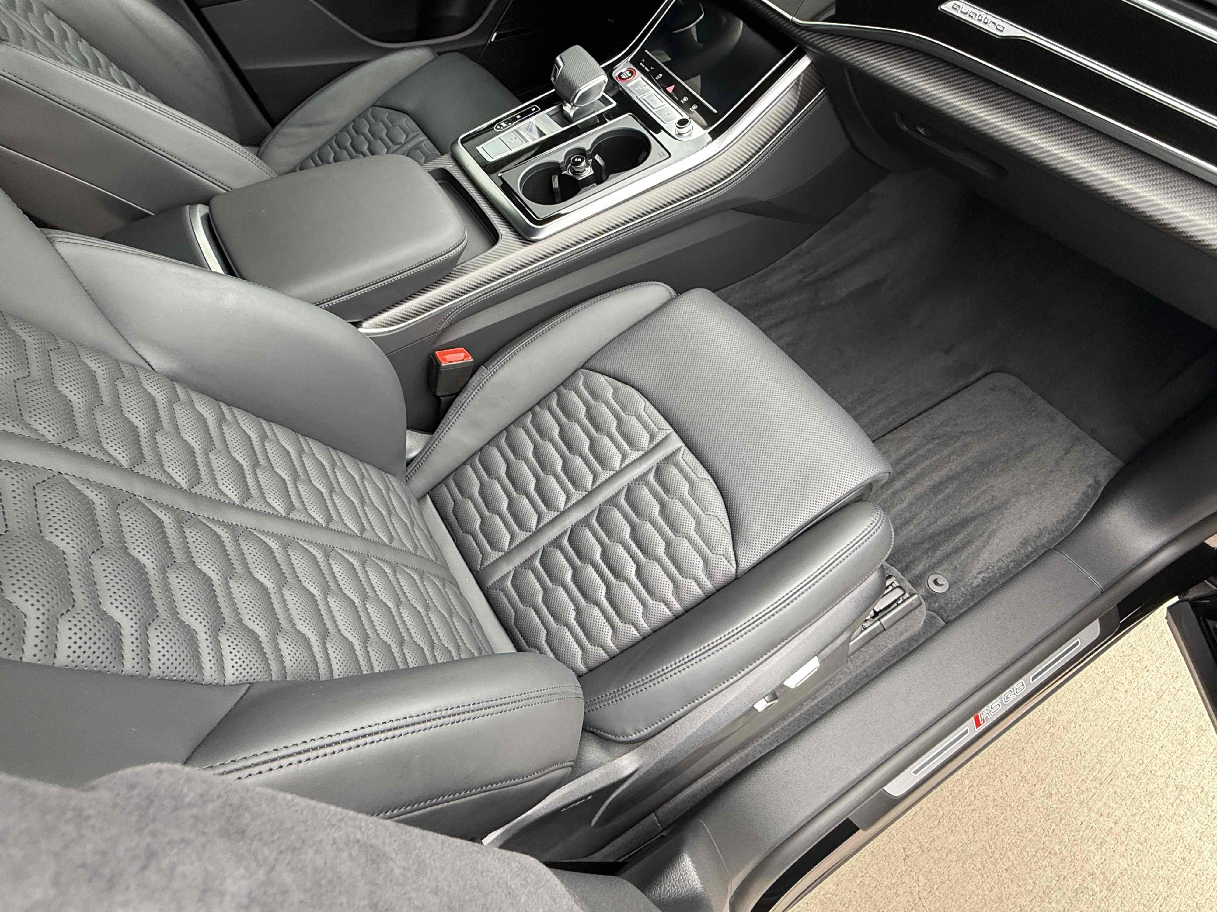 Used 2025 Audi RS Q8 performance image 62