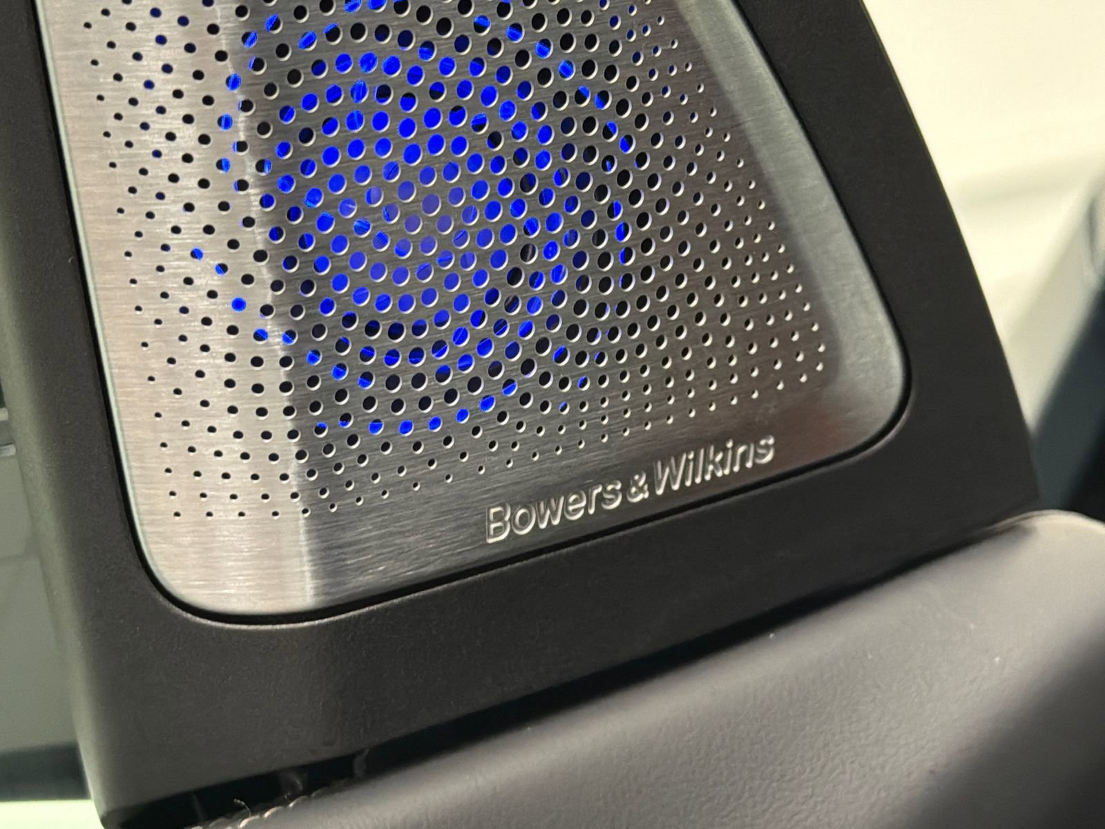 Used 2024 BMW ALPINA XB7 image 49