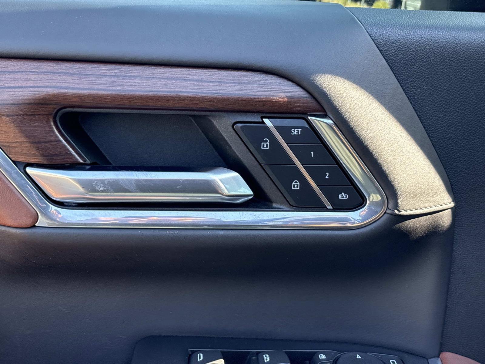 Certified 2024 GMC Sierra 2500 Denali Ultimate image 14