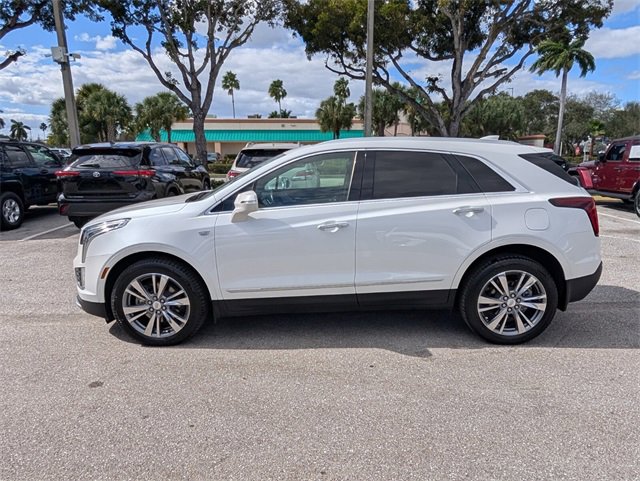Used 2020 Cadillac XT5 Premium Luxury w/ LPO, Floor Liner Package image 4
