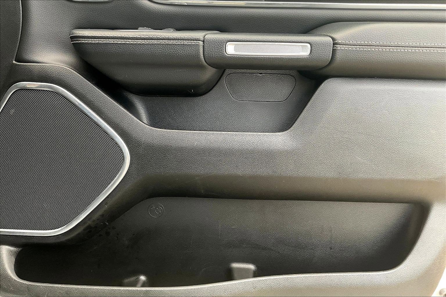 Used 2023 RAM 1500 Laramie image 20