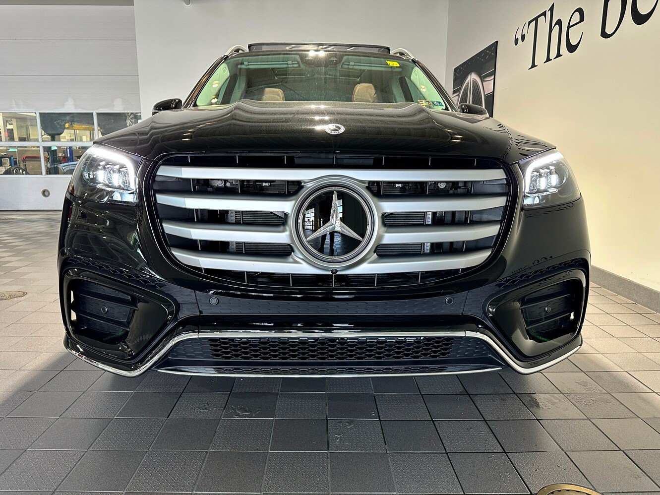 New 2026 Mercedes-Benz GLS 450 4MATIC image 2