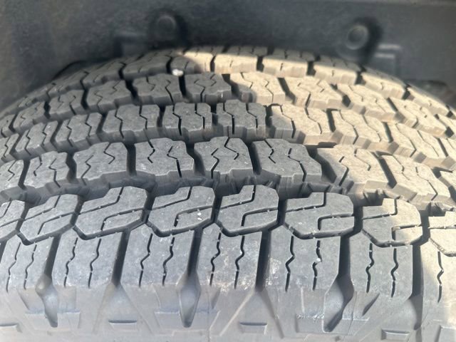 Used 2019 Jeep Wrangler Unlimited Sahara image 5