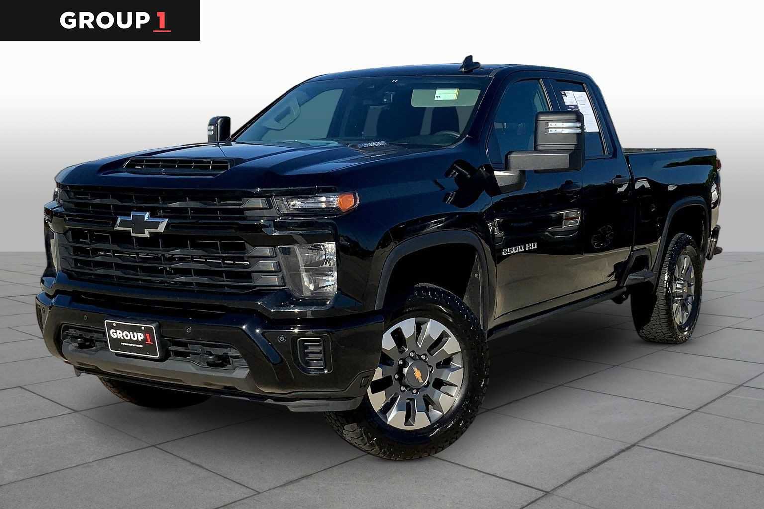Used 2025 Chevrolet Silverado 2500 Custom w/ Custom Value Package