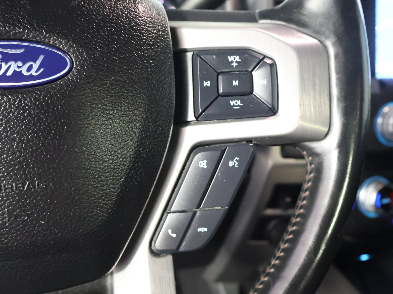 Used 2020 Ford F250 Platinum AWD/4WD image 30