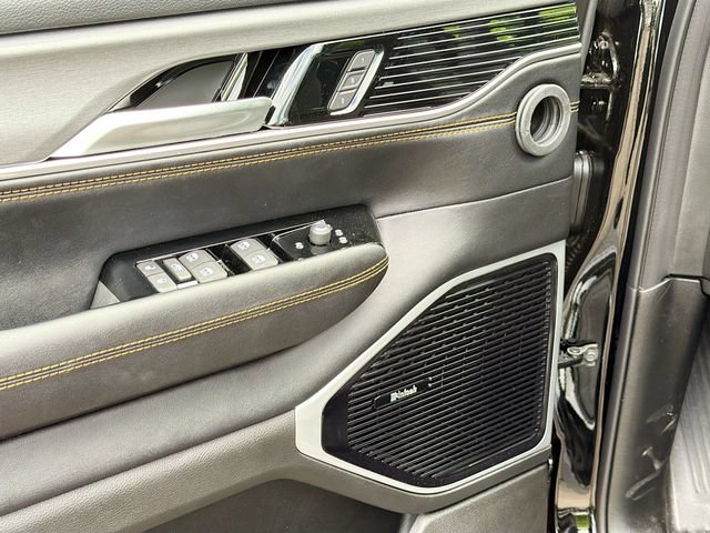 New 2026 Jeep Grand Wagoneer L 4WD image 21