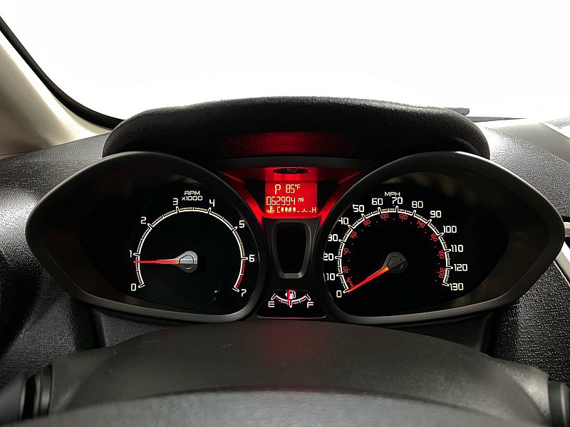 Used 2013 Ford Fiesta SE image 18