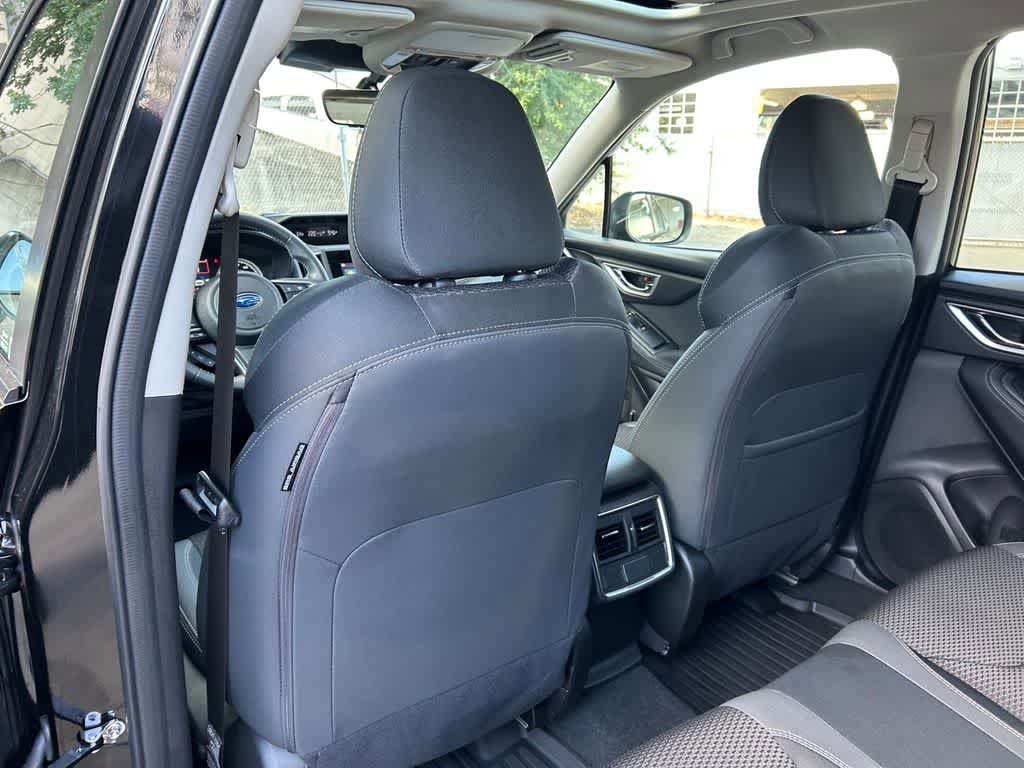 Used 2024 Subaru Forester Premium AWD/4WD image 12