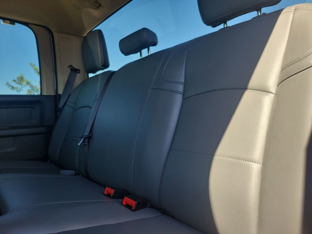 Used 2020 RAM 3500 Tradesman w/ Chrome Appearance Group image 10