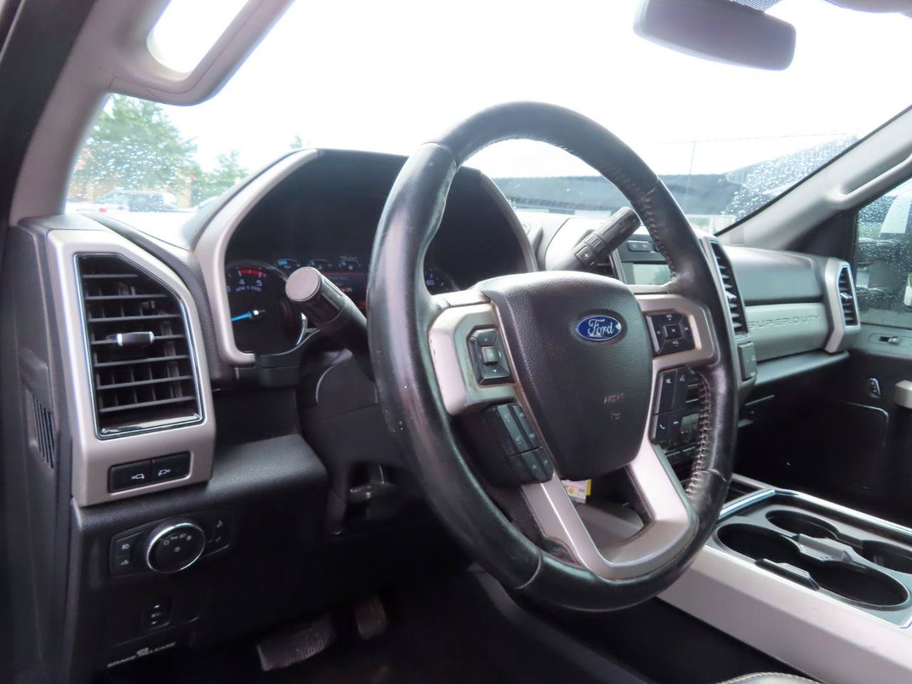 Used 2018 Ford F350 4x4 Crew Cab Super Duty image 31