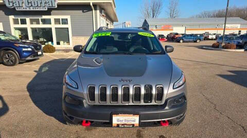 Used 2016 Jeep Cherokee Trailhawk w/ Cold Weather Group image 8