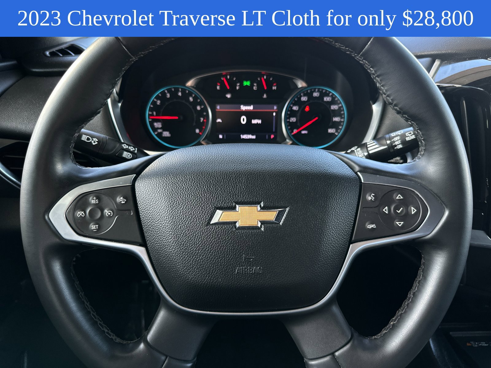 Used 2023 Chevrolet Traverse LT FWD image 25