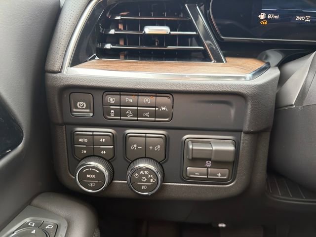 New 2026 Chevrolet Tahoe High Country image 35