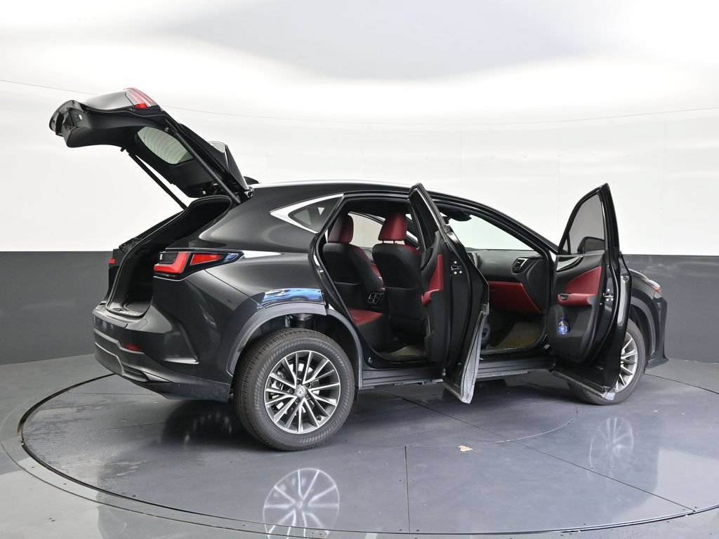 Used 2025 Lexus NX 350 AWD w/ Accessory Package (Z2) image 17