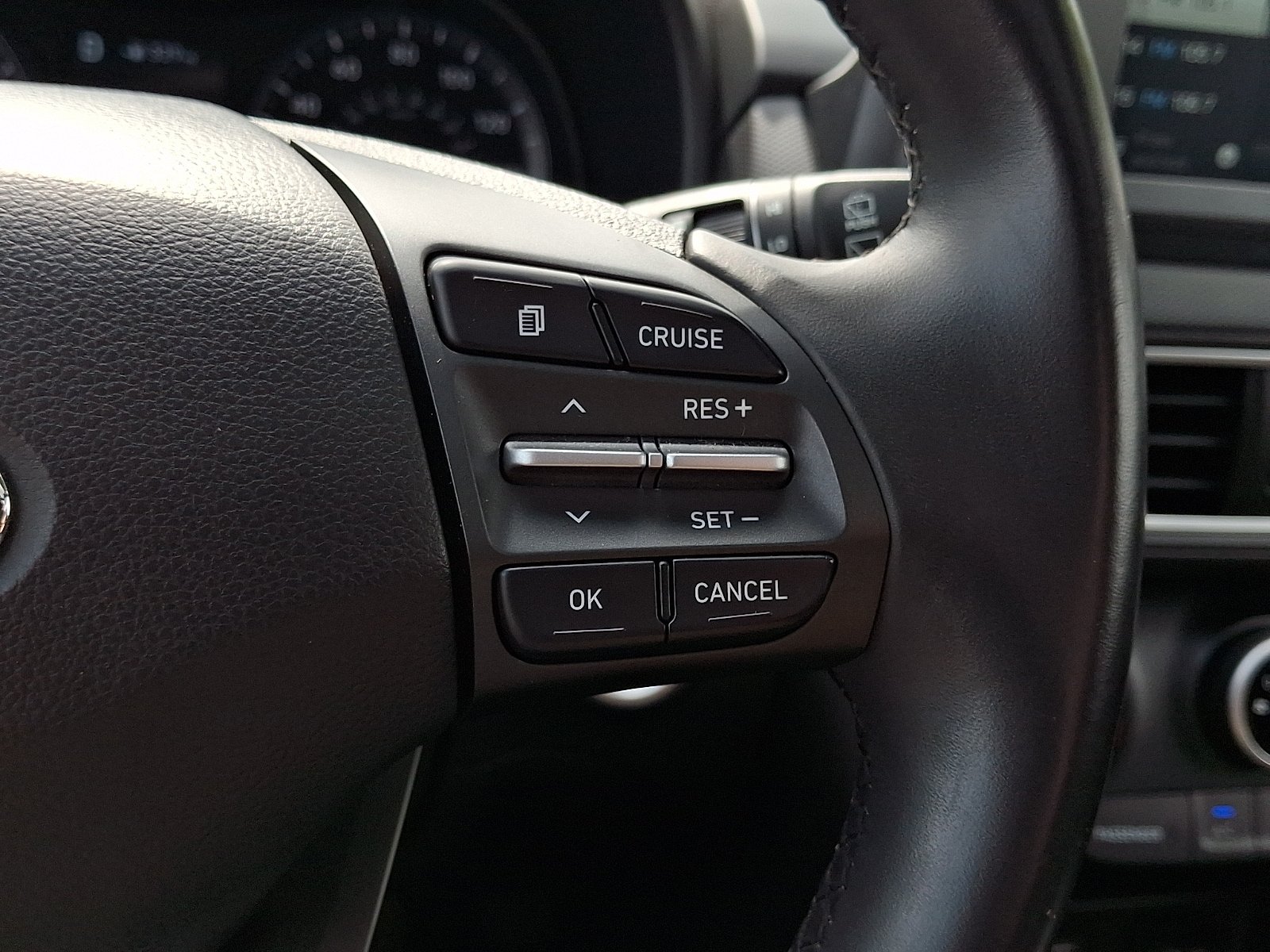 Used 2018 Hyundai Kona SEL w/ SEL Tech Package 02 AWD/4WD image 23