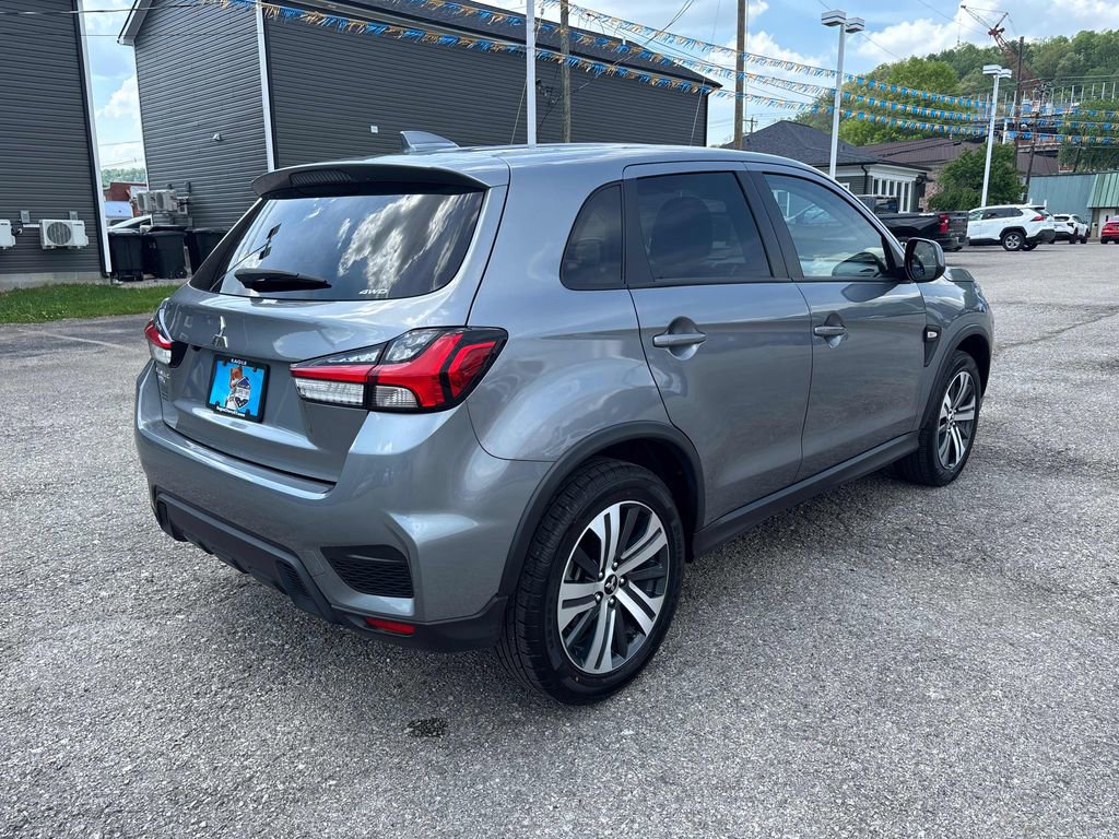 Used 2025 Mitsubishi Outlander Sport ES AWD/4WD image 5