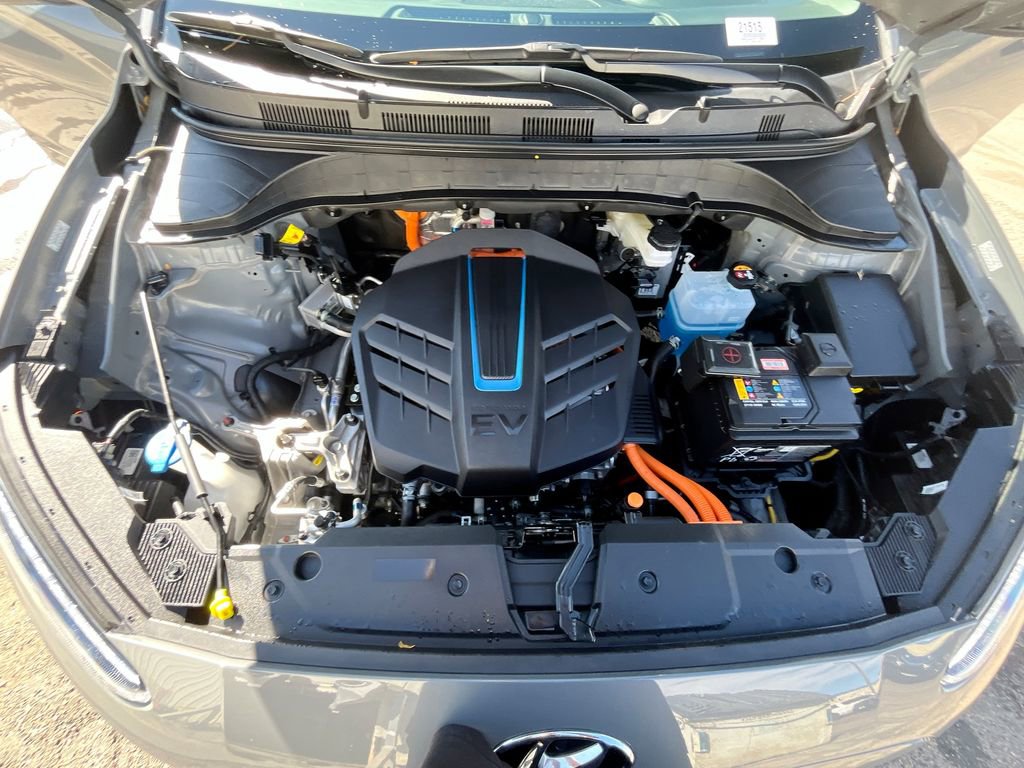Used 2023 Hyundai Kona Limited image 21