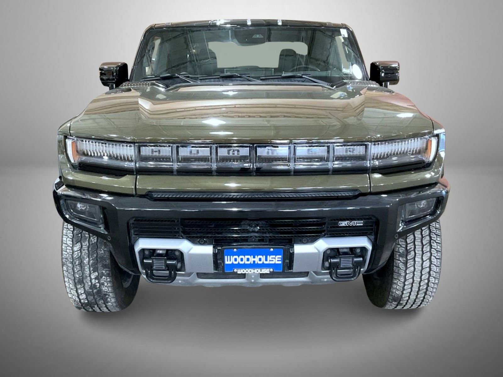 New 2026 GMC Hummer EV 4x4 Crew Cab w/ LPO, Dark Essentials Package image 2