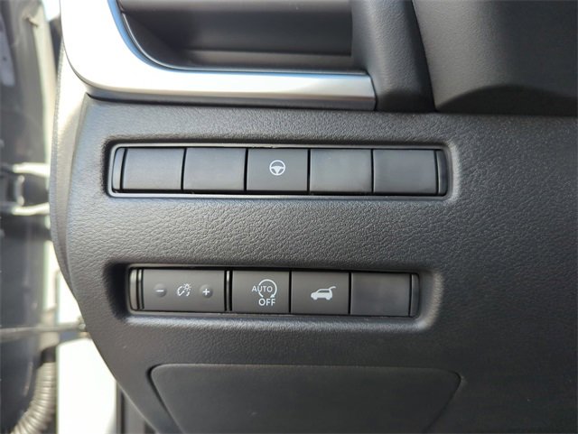 New 2026 Nissan Rogue SV image 34