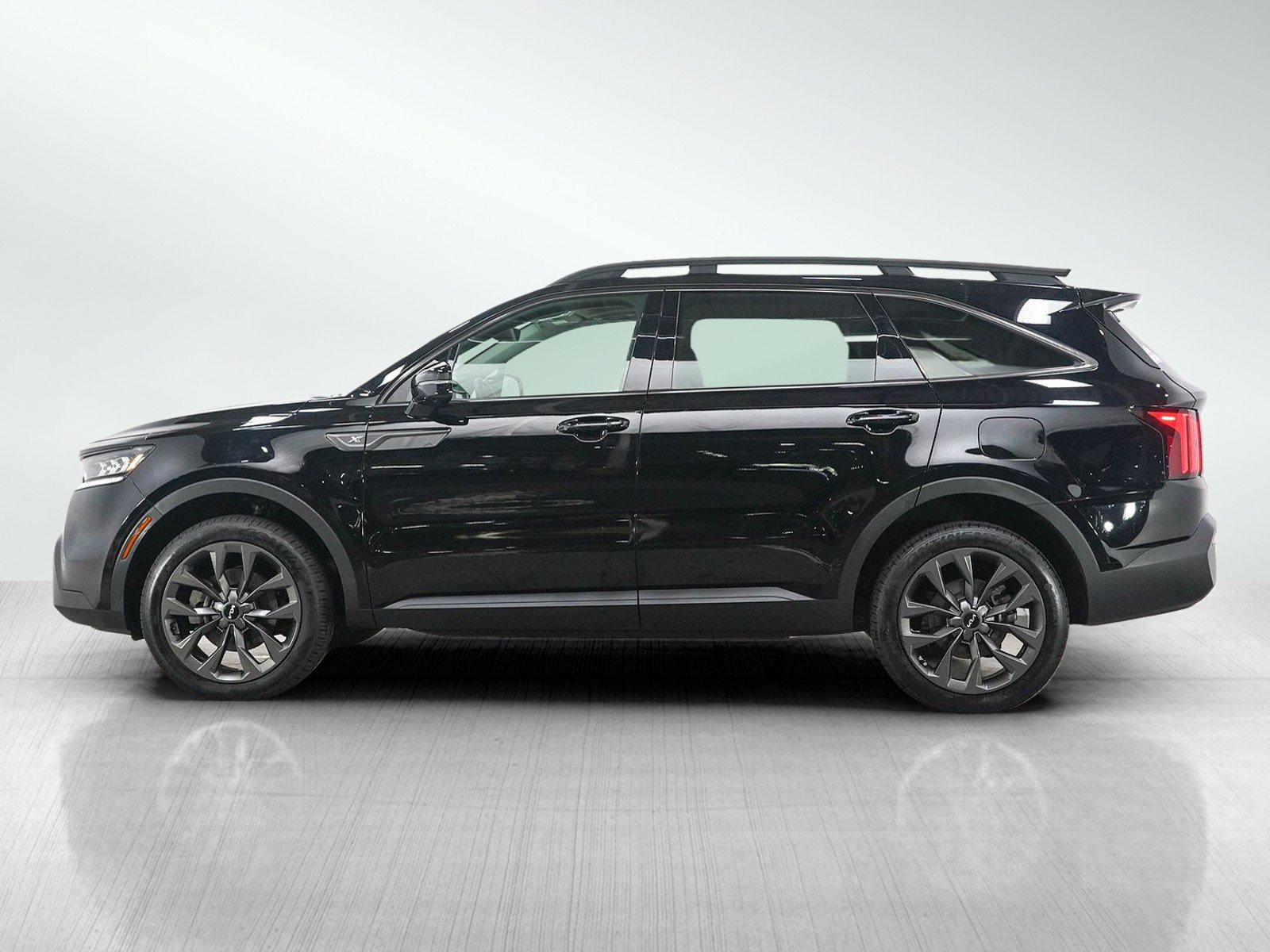 Used 2023 Kia Sorento SX Prestige AWD/4WD image 2