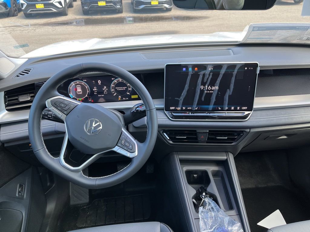 New 2026 Volkswagen Tiguan SE AWD/4WD image 23