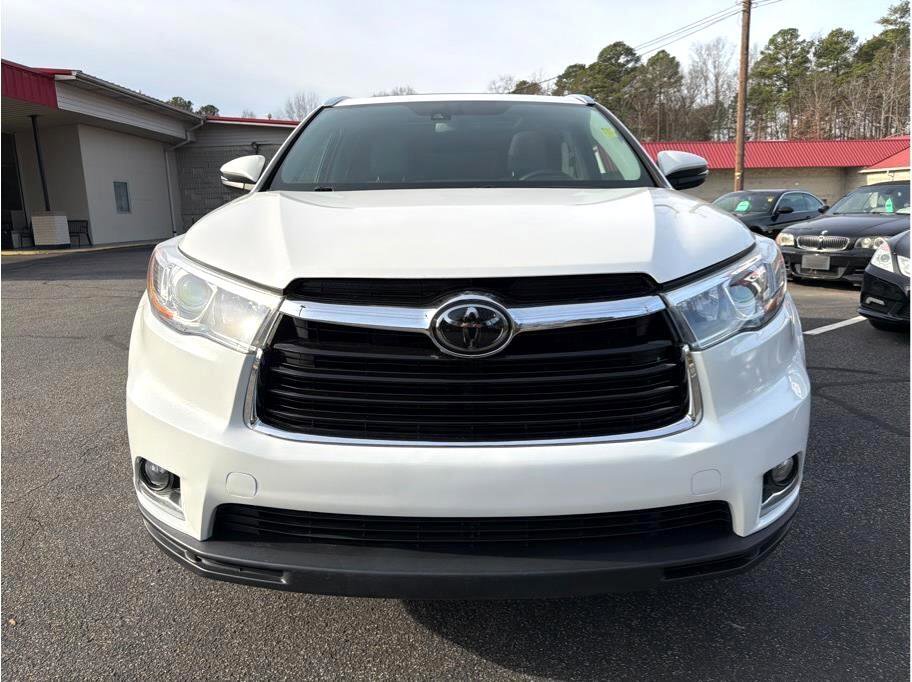 Used 2014 Toyota Highlander Limited image 2