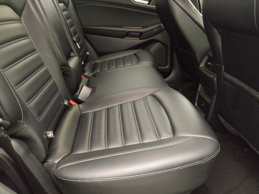 Used 2024 Ford Edge SEL image 19