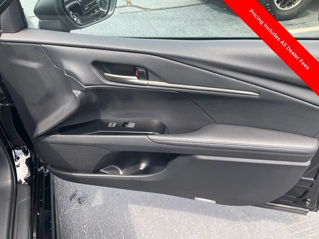 Used 2026 Toyota Camry XSE FWD image 33