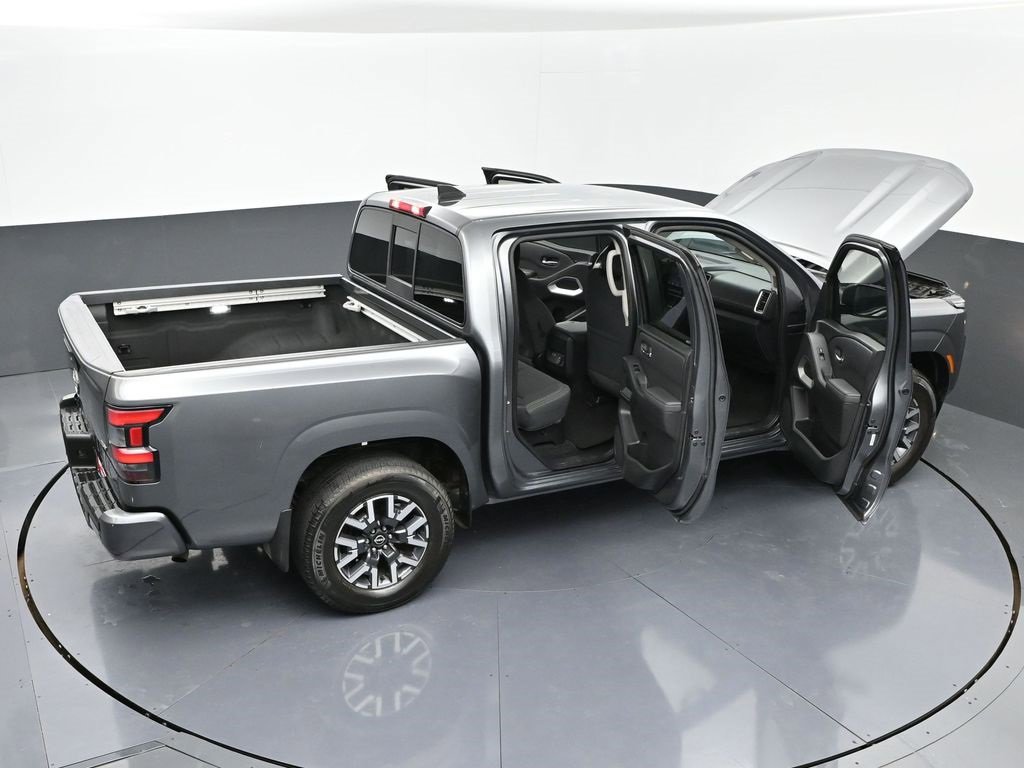 Used 2022 Nissan Frontier SV image 54