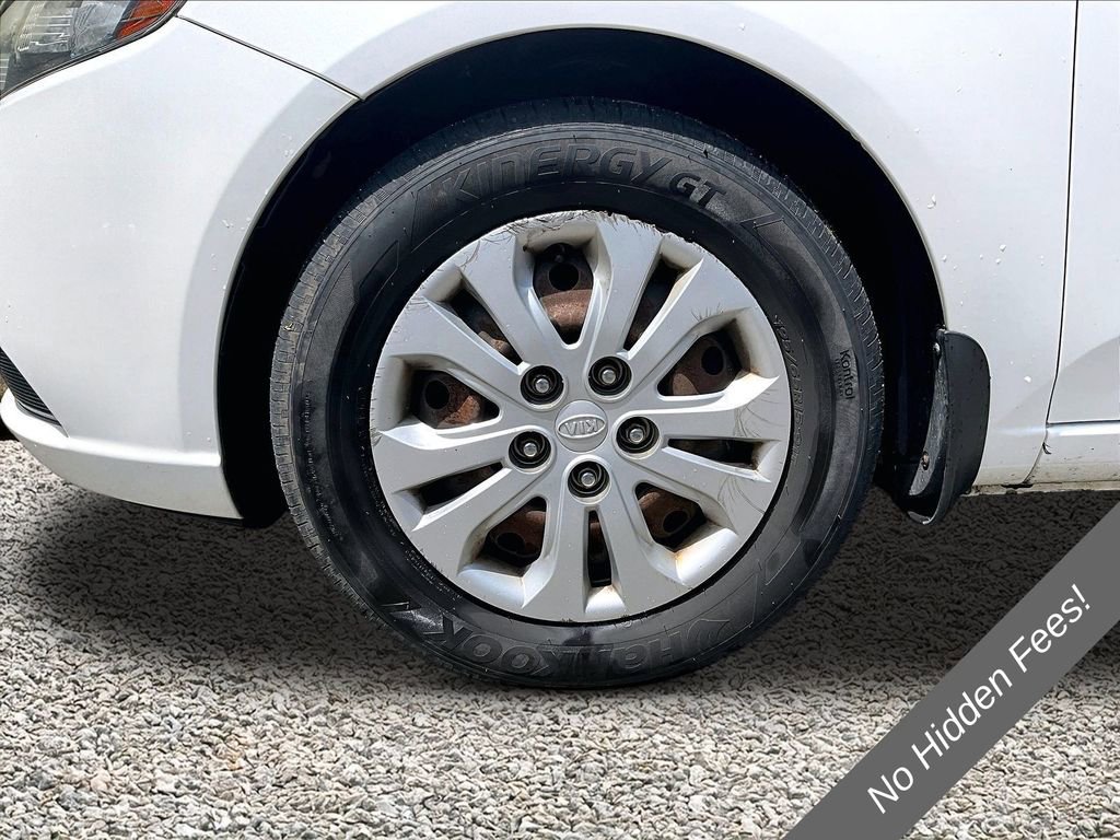 Used 2013 Kia Forte EX w/ Fuel Economy Pkg FWD image 9