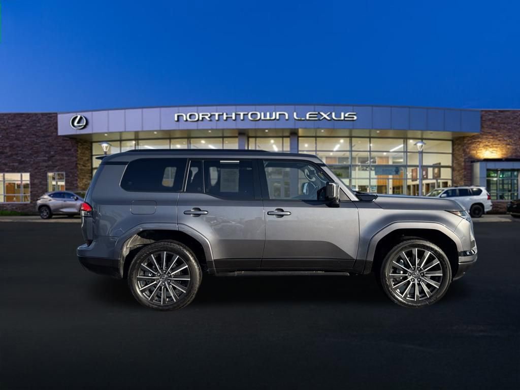 Certified 2024 Lexus GX 550 w/ Accessory Package (2T) image 24