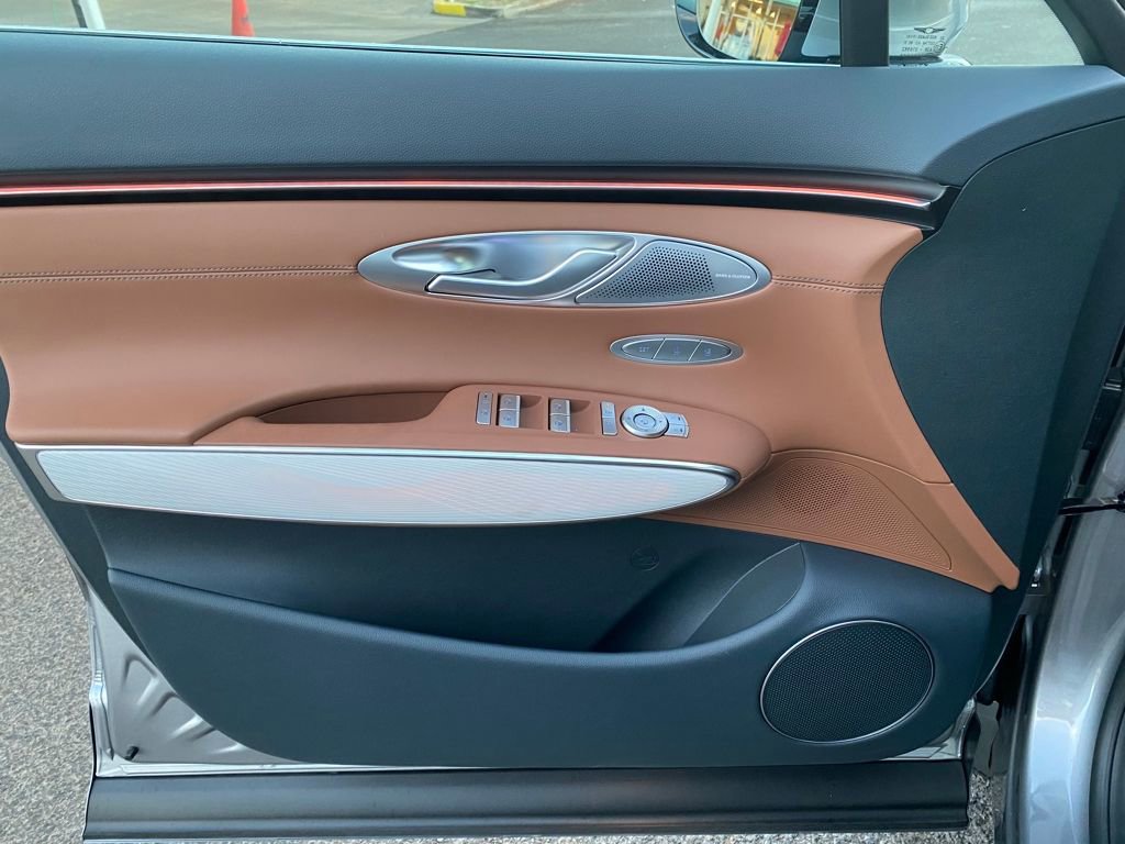 New 2026 Genesis GV70 2.5T Advanced image 13