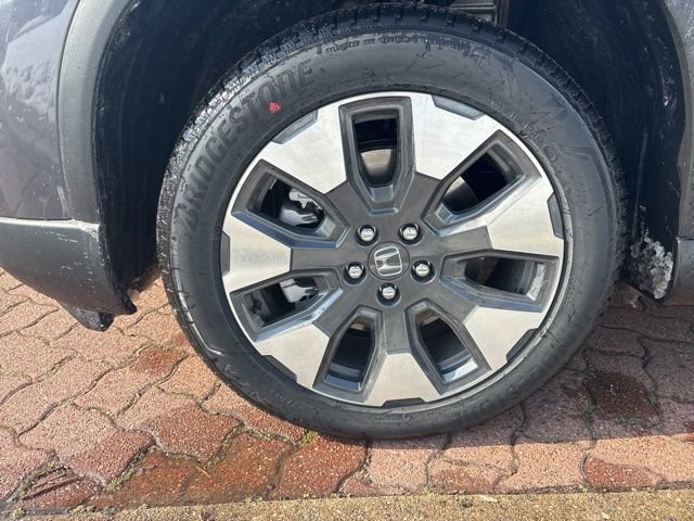 New 2026 Honda Pilot Touring image 4