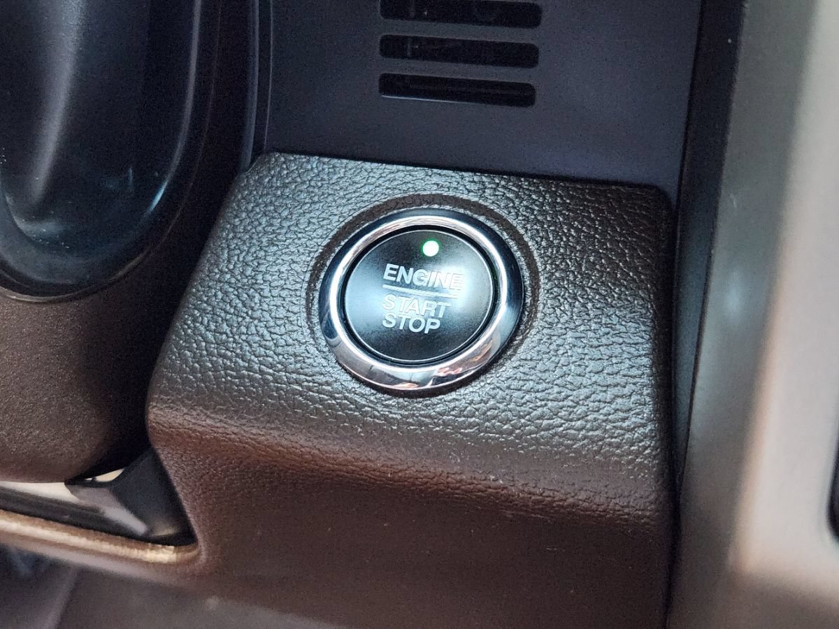 Used 2019 Ford F350 King Ranch w/ King Ranch Ultimate Package AWD/4WD image 42
