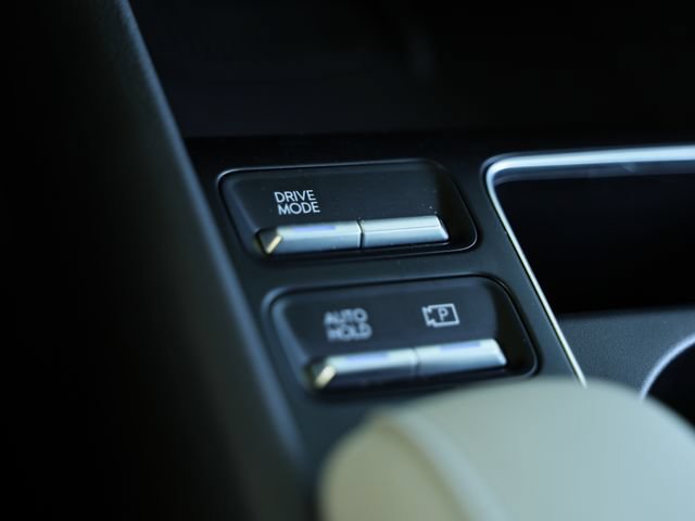 Certified 2025 Hyundai Sonata SEL FWD image 40