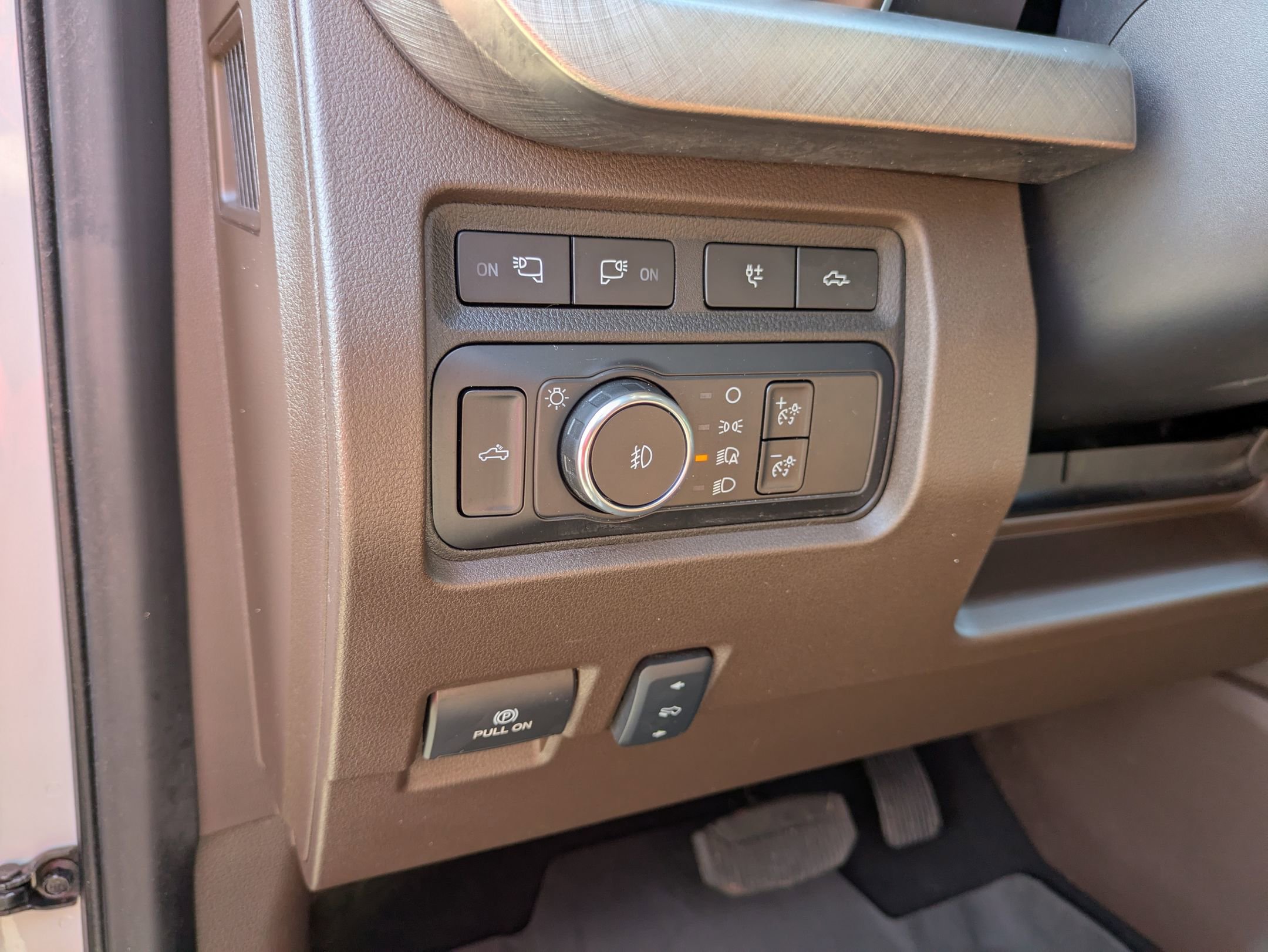 Certified 2024 Ford F450 King Ranch w/ Chrome Package image 18