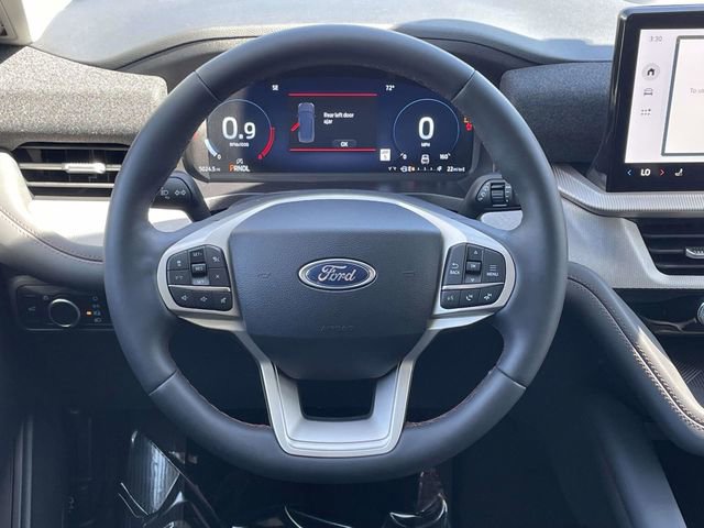 Used 2025 Ford Explorer Active RWD image 9