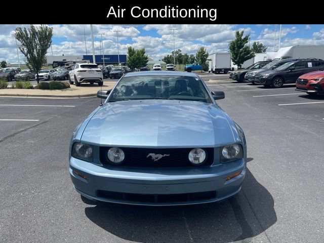 Used 2006 Ford Mustang GT Premium RWD image 3
