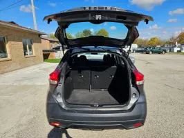 Used 2019 Nissan Kicks SV FWD image 9