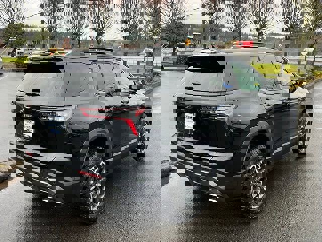 New 2026 Chevrolet Equinox ACTIV w/ Convenience Package III image 7